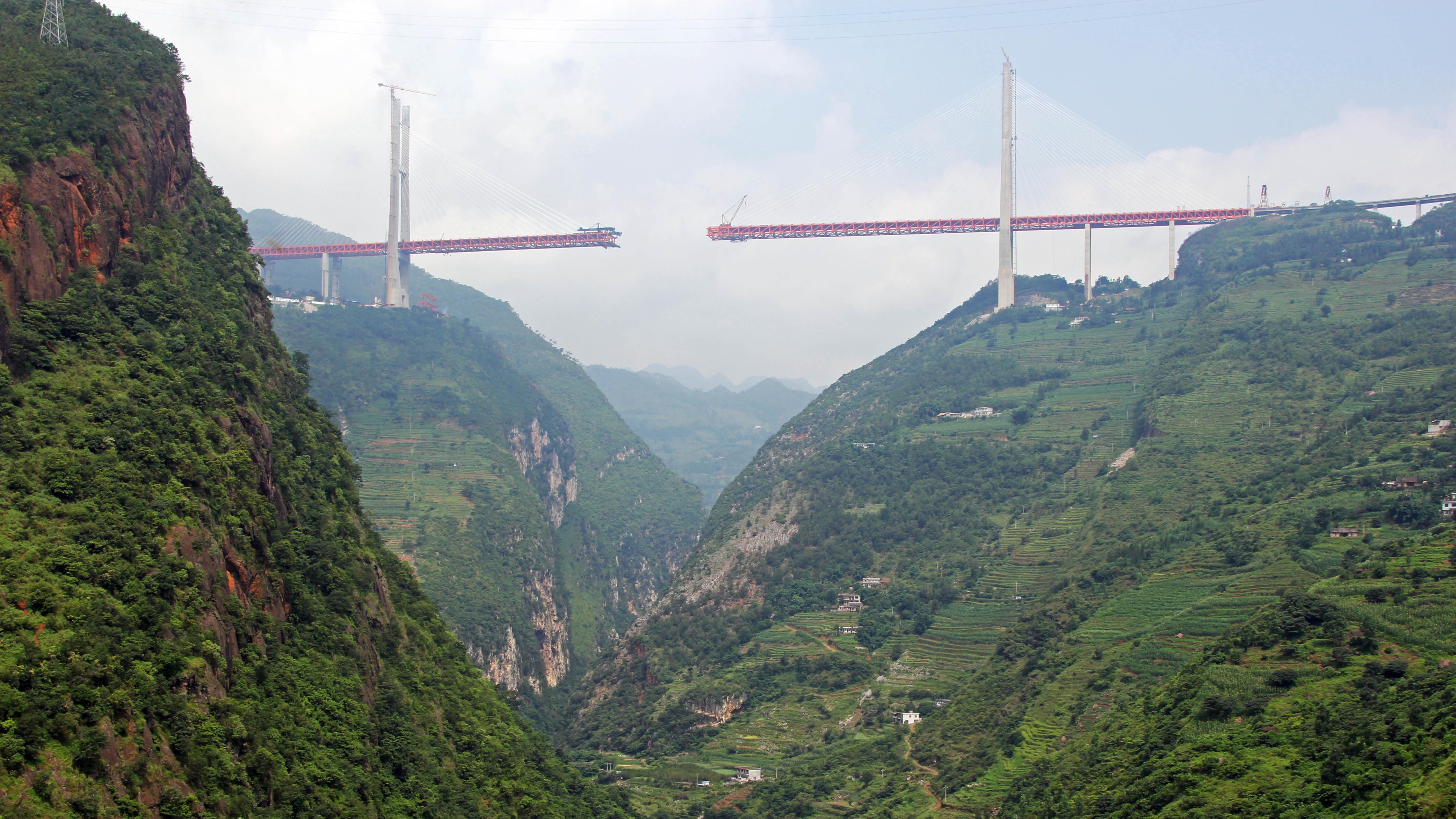 都格北盘江大桥采用OVM250钢绞线斜拉索体系